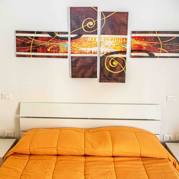 Palazzo Vaglio, camera Arancio matrimoniale  — foto 9