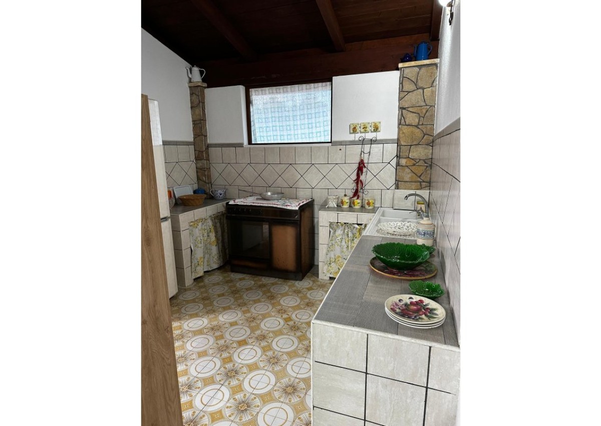 coutry home cristina