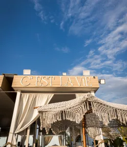 C'est la vie beach