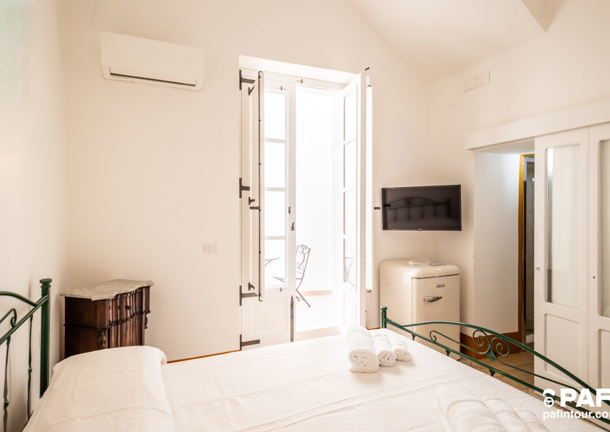 Palazzo Celina Standard