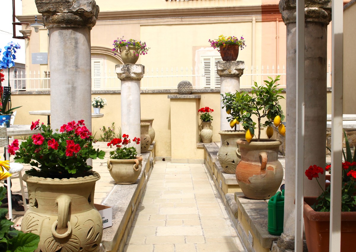 Palazzo Aurora Oro