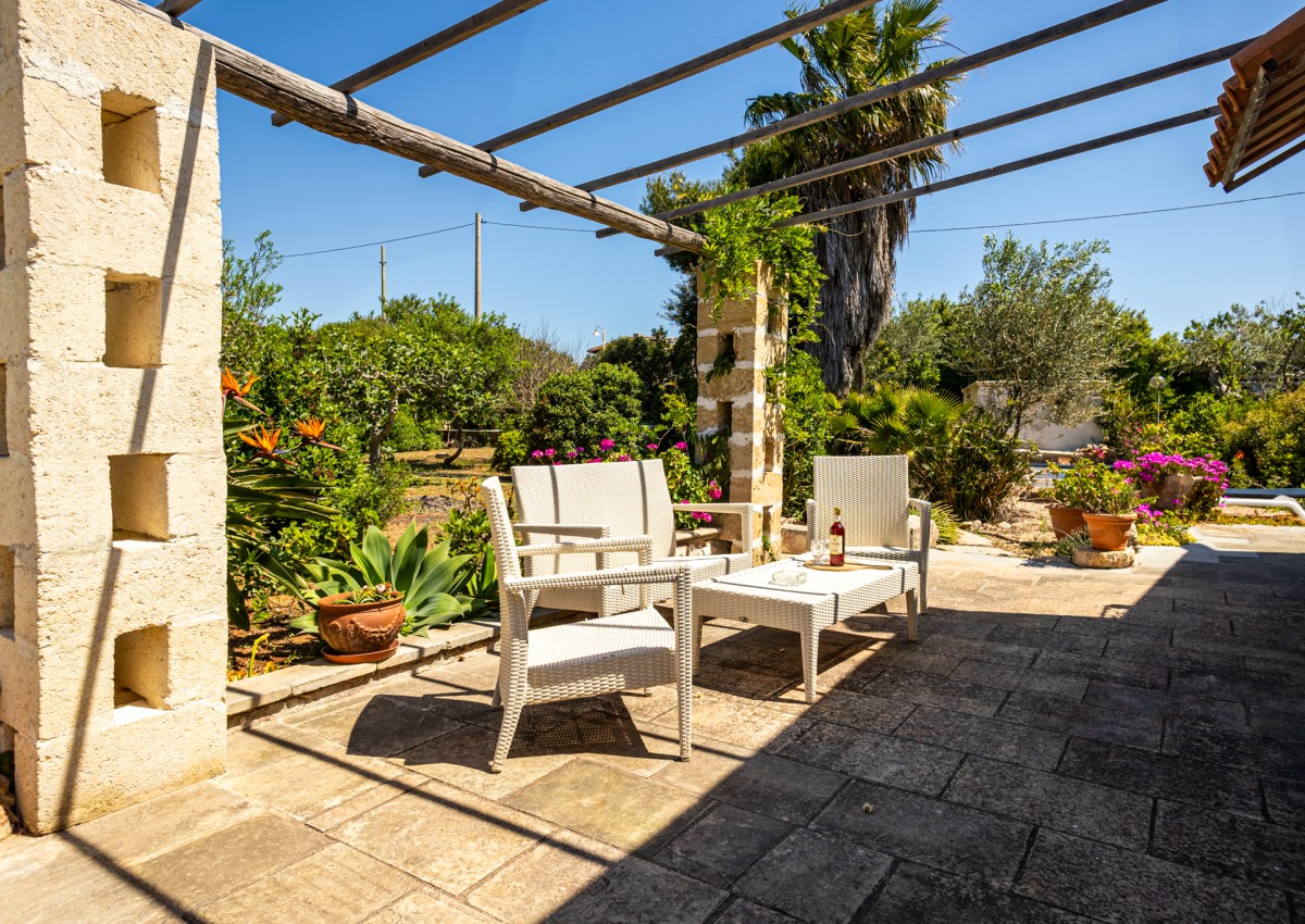 Villa Verde vista mare con piscina